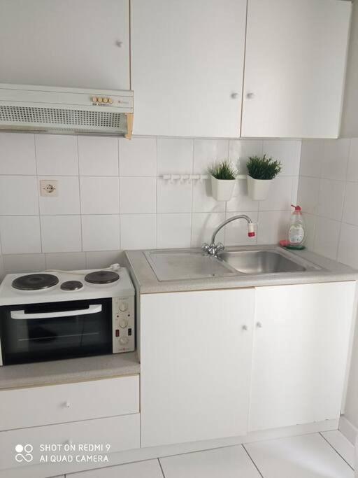 Lemon - Happyhostgr - Downtown Apartment Волос Экстерьер фото