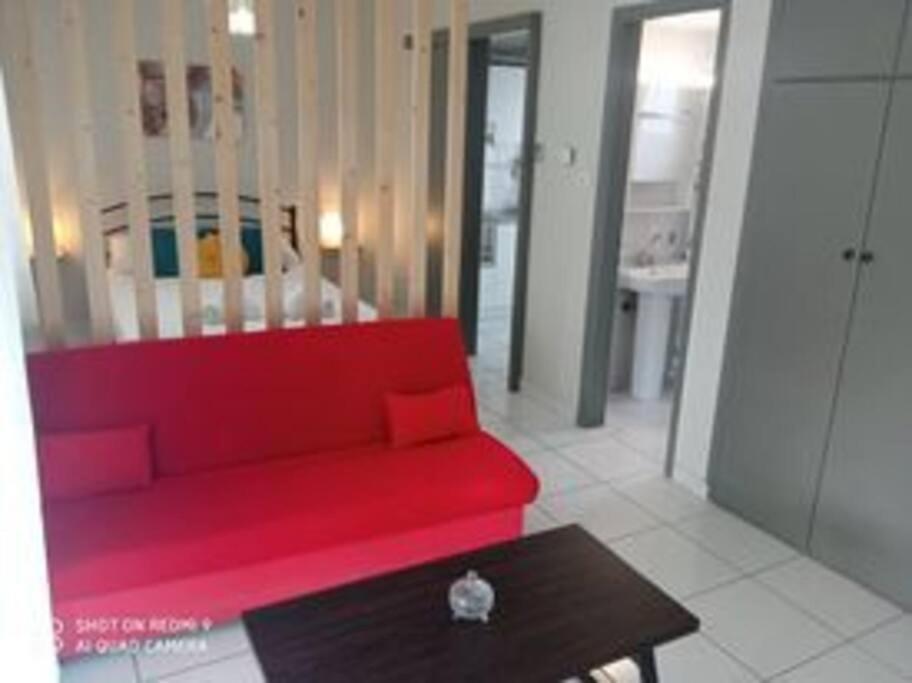 Lemon - Happyhostgr - Downtown Apartment Волос Экстерьер фото